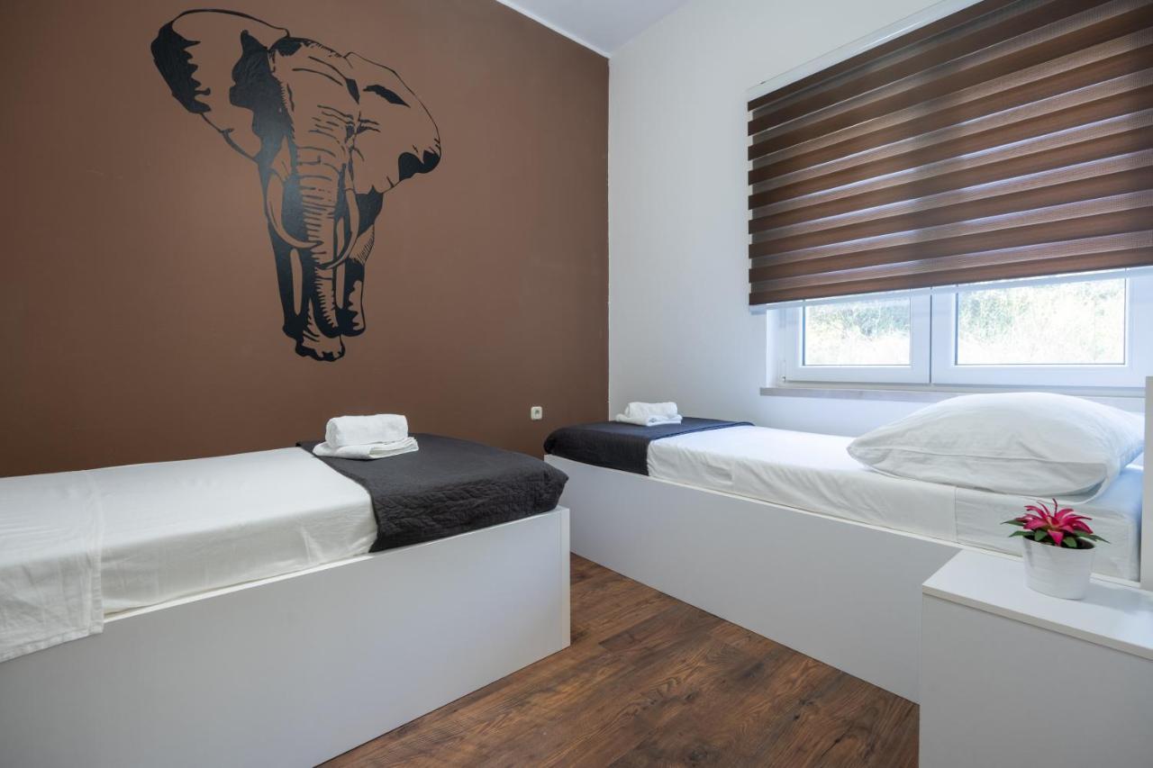 Ivano Apartment Ston Exterior photo
